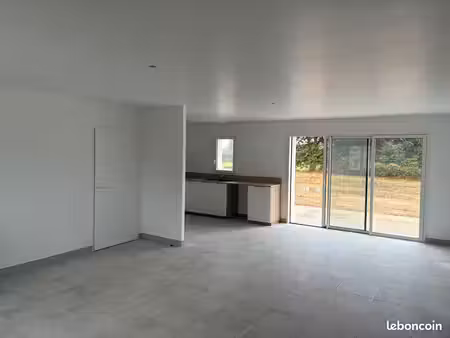 a louer maison mouilleron le captif