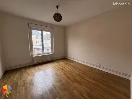 appartement 4 pièces 82 m²
