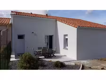 maison de plain-pied - 4 pièces - 97 m²