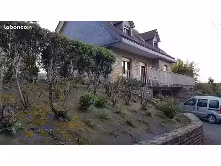 location maison en pierre