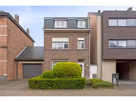 jong en dynamisch team met persoonlijke aanpak