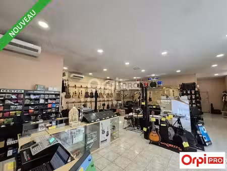 location commerce romans sur isere 26100 145m²