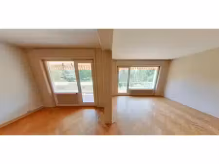 t5 rue du prieuré 69130 ecully