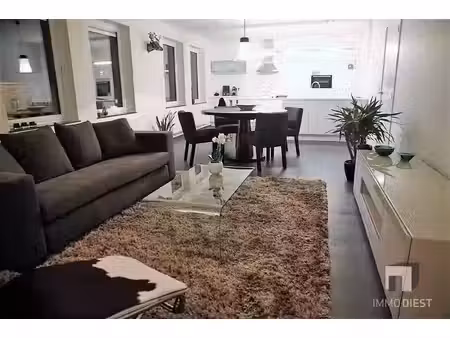 prachtig ruim appartement met veel lichtinval bestaande uit twee slaapkamers  terras  onde