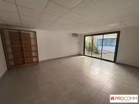 location bureaux nimes 30000 180m²