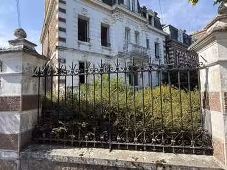 vente maison à saint-malo (35400) : à vendre / 318m² saint-malo