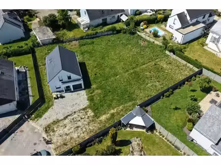 terrain viabilisé de 428m2 à vannes