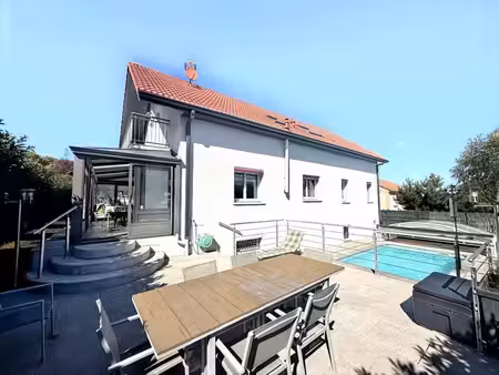 houdemont les egrez  maison avec piscine  jardin et dépendances