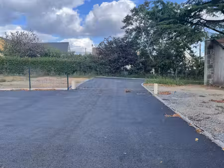 coeur de village parcelle viabilisee libre constructeur