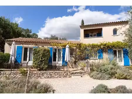 maison 10 pièces 237 m² à vendre / acheter lacoste 84480 ? | era immobilier