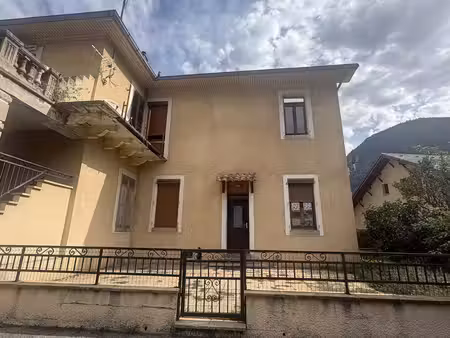 appartement à saint-avre (73130)