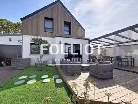 vente maison à granville (50400) : à vendre / 108m² granville