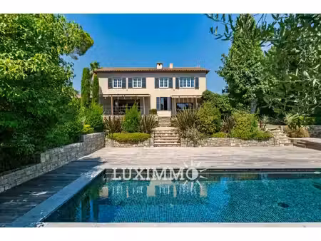 bastide rénovée 4ch - domaine fermé