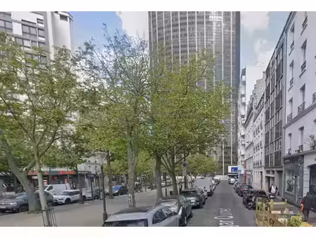 location commerce paris 75014 102m²