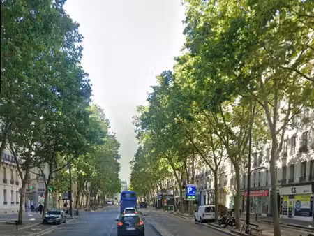 location commerce paris 75014 79m²