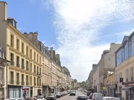 location commerce versailles 78000 52m²