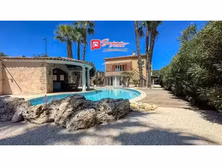 villa de luxe de 8 pièces en vente la motte  provence-alpes-côte d'azur