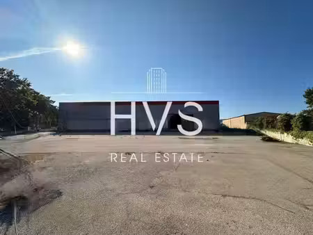 location entrepôt gignac la nerthe 13180 85m² à 3237m²