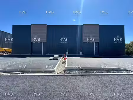 location local d’activités venelles 13770 766m²