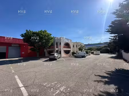 location local d’activités 1634m²