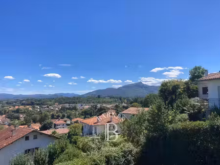 ciboure - maison avec vue panoramique sur les montagnes