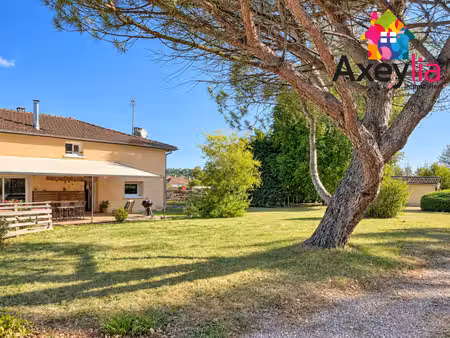 à vendre - pouilly-sous-charlieu- maison familiale sur terrain de 2618 m2