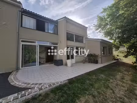 maison 8 pièces - 174 m²