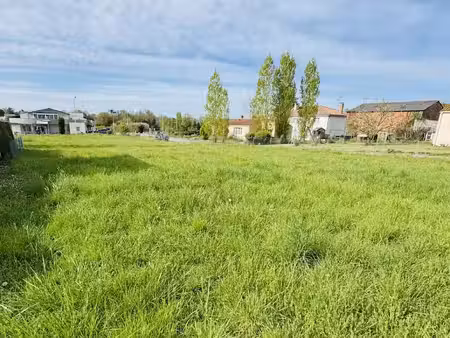 vente terrain 630 m² saint-georges-des-coteaux (17810)