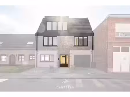appartement te koop in zelzate met 4 slaapkamers