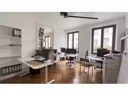 location locaux professionnels 76 m² à paris 10ème (75010)  3 314 €