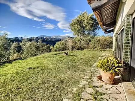 terrain de 180 m2 en vente - saint-paul  provence-alpes-côte d'azur