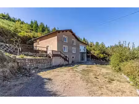 vente maison 5 pièces 114.11 m² à saint-vincent-de-reins (69240)  260 000 €