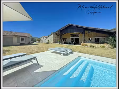 maison en pierre de plus de 220m² - 5 chambres - jardin  piscine  dépendances - 3600m²