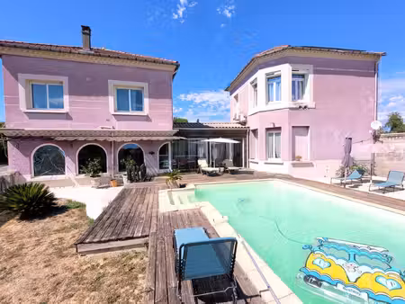 belle propriété de 286 m² avec gîte et piscine - 10 pièces - 286 m²