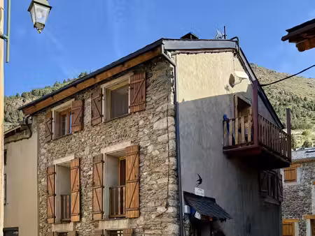 maison de village à porté-puymorens (66760)