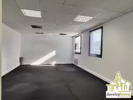 location local professionnel 74m² herouville st clair 14200