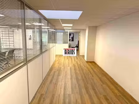 bureau de prestige de 246 m2 en vente - solliés farlède  provence-alpes-côte d'azur