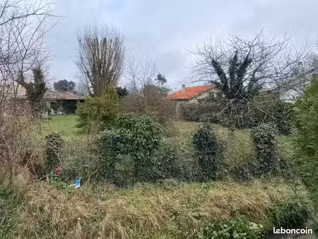 vente terrain 714 m² saint-caprais-de-bordeaux (33880)
