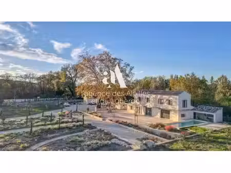 luxury 10 pièces farmhouse en location maussane  provence-alpes-côte d'azur