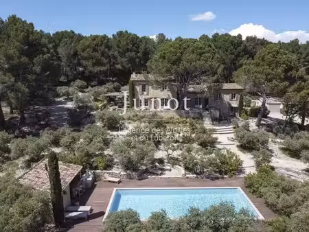 luxury 8 pièces farmhouse en location maussane  france