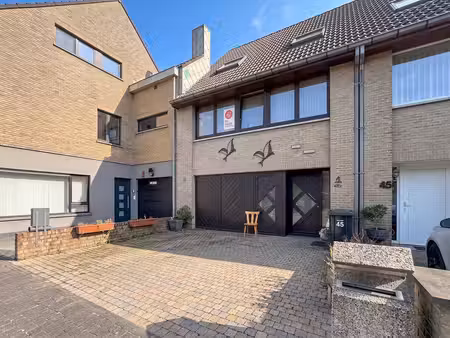 huis te huur in oostende met 3 slaapkamers
