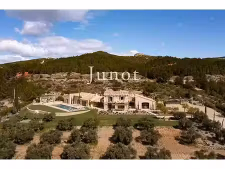 maison de campagne de luxe de 416 m2 en location maussane  provence-alpes-côte d'azur