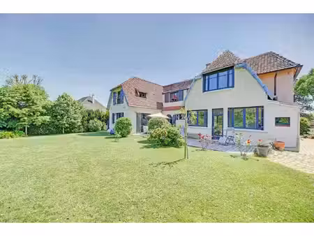 maison saint nom la breteche 8 pièce(s) 272 m2