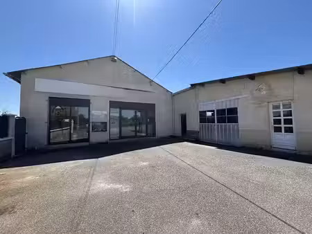 vente locaux professionnels 7 pièces 800 m² à le bouchaud (03130)  160 000 €