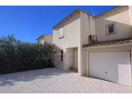maison de prestige de 84 m2 en vente maussane  france