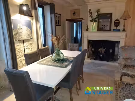 propriété charentaise entièrement restaurée avec piscine et appartement indépendant en ven