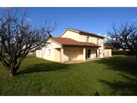 location maison 6 pièces 187 m² à montanay (69250)