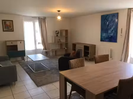 location appartement 3 pièces 68m² angouleme 16000