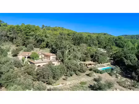 a vendre salernes - magnifique propriété au coeur de la campagne