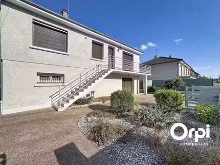 vente maison 5 pièces 137 m² à commentry (03600)  160 000 €